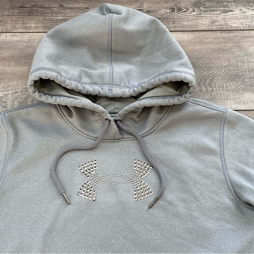 Under Armour Cold Gear Gray Sweatshirt Hoodie Silver Stud Logo Small